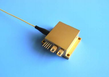 BWT Beijing 社製　976nm高輝度ダイオードレーザー