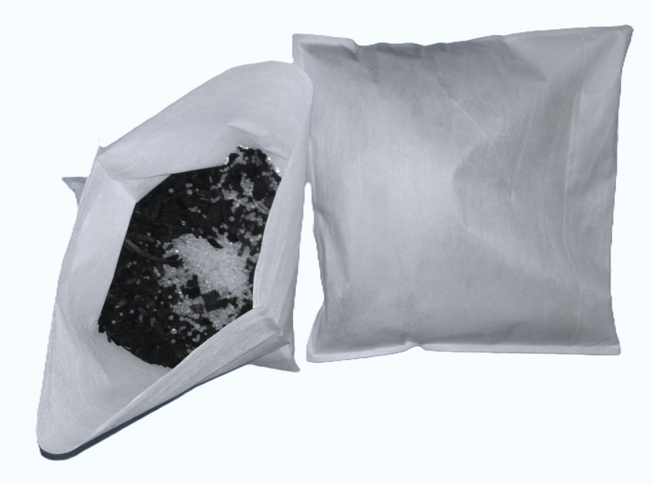 半永久的効果　床下調湿剤　「竹炭ゲル」