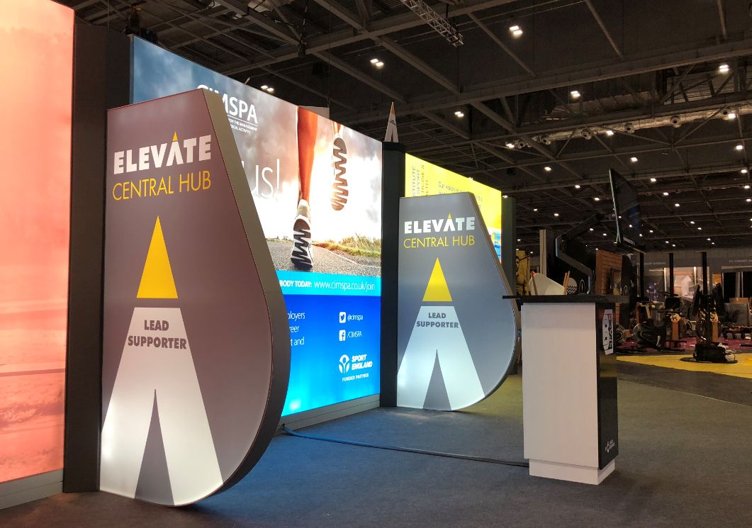 【導入事例】内照サインを用いた展示会の使用例『オクタルミナ』