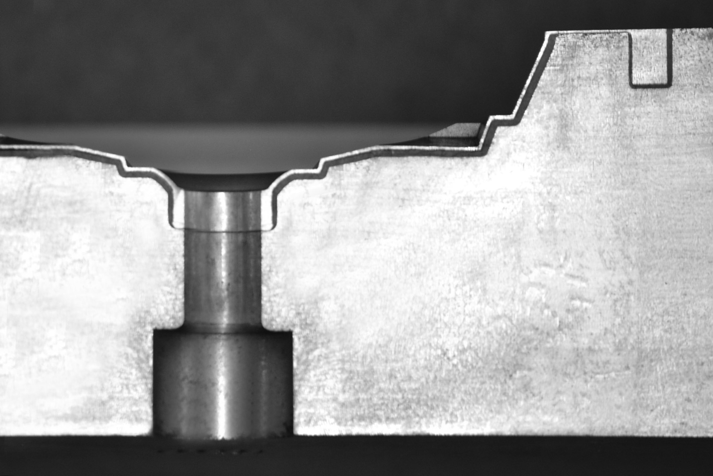 断熱金型　エコ・ウエルドレス金型