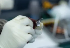 精密洗浄サービス(ウェット洗浄)