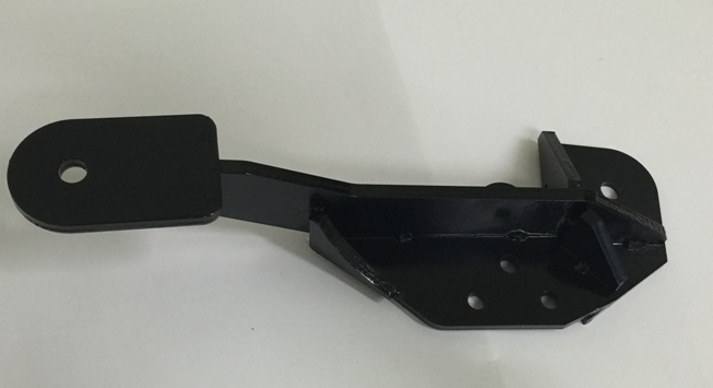 【板金加工事例】四輪車用、防錆エンジンマウントブラケット