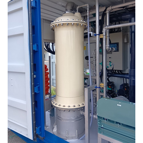 Container storage type water purification device