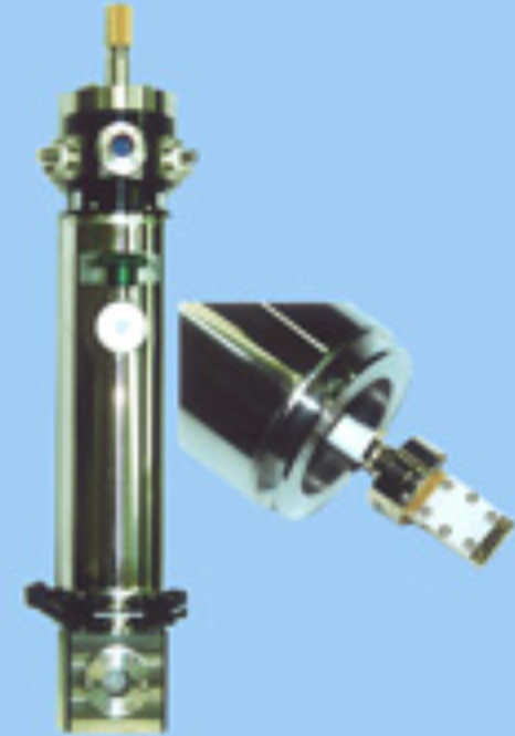 GM冷凍機型クライオスタット