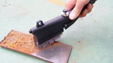 エアーガン付ワイヤブラシ　ガンブラスター