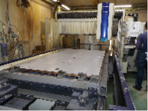 精密板金加工サービス