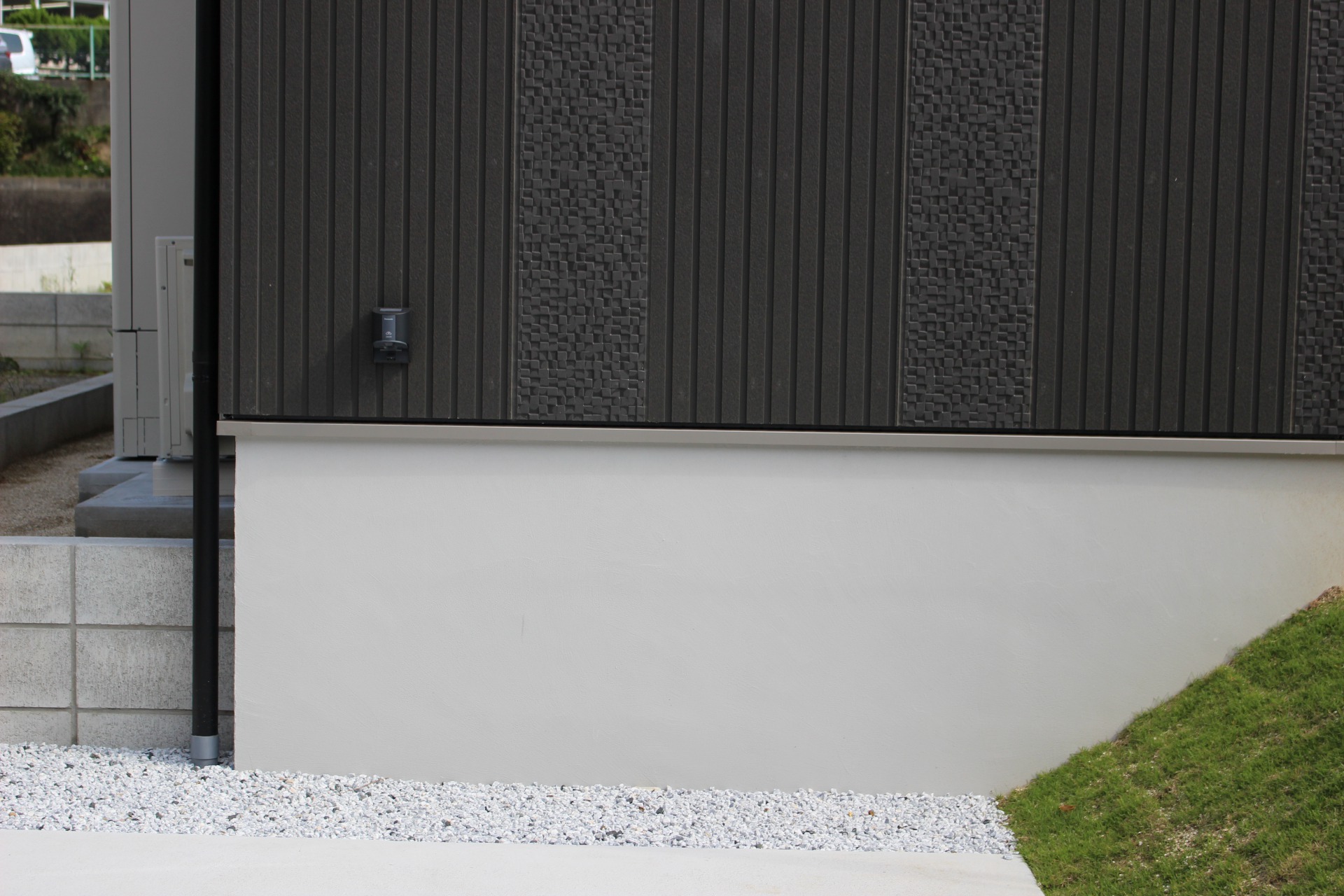 無機質系住宅基礎の化粧防汚保護材『基礎まもーる』 