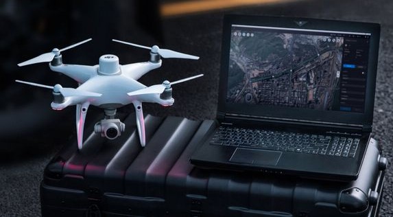 【狭小空間・煙突・ボイラー・焼却炉】ドローンで点検・調査・修繕