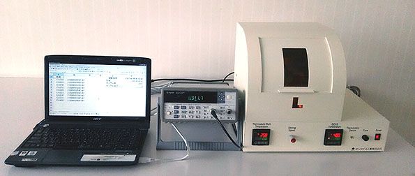 生体分子間相互作用解析装置「QCMセンサーシステム」