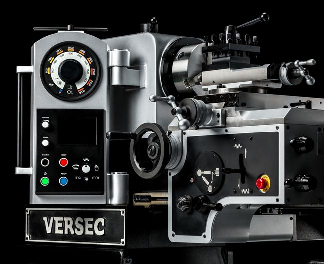 新普通旋盤『VERSEC-neo』