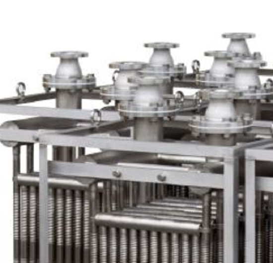 チタン製　熱交換器