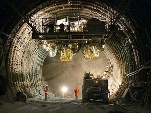 LINCOLNテールシールグリス供給装置