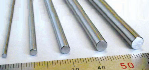 加工技術　細径焼入れシャフト