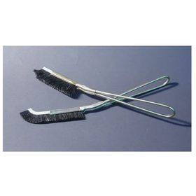 ピカピカに仕上げる馬毛のブラシ