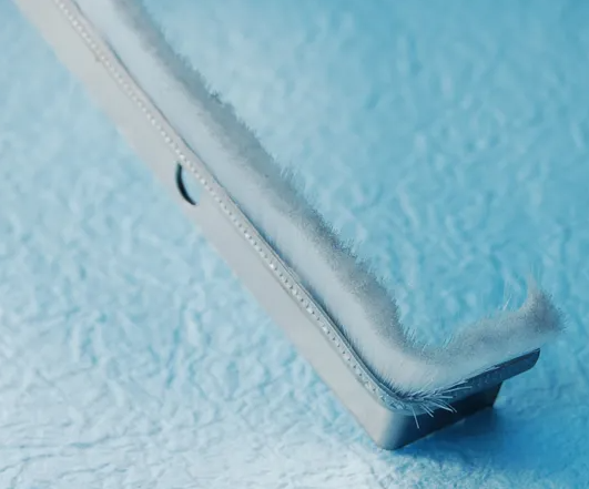 食品機械向けすきまふさぎブラシ（衛生対策）