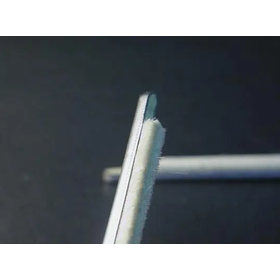 端をすり落とした直線ブラシ