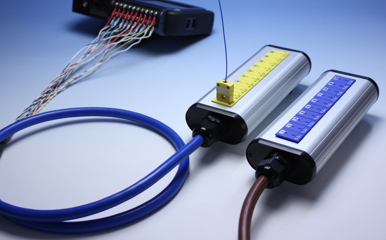 熱電対中継ボックス　一体型