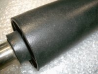 【コーティング加工事例】ロールへの接着剤、粘着テープの付着を防止