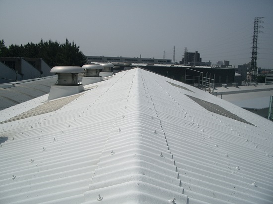 塗装による工場の補修・暑熱対策