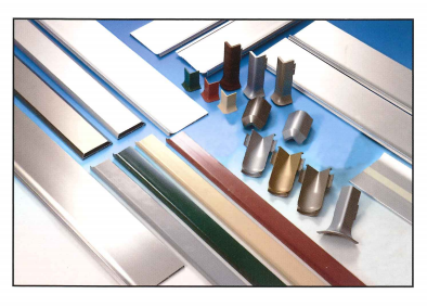 ＨＡＣＣＰ対応『Ｒ巾木シリーズ』（アルミ・ステンレス箔貼・樹脂）