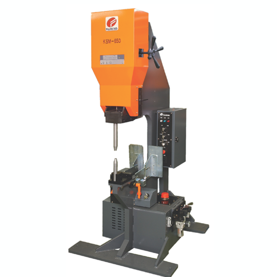 ナット・カシメ加工　大きめワークも安定の『カシメ機』