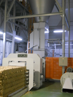 物流・倉庫・排出業者向け　オートマチックベーラー（圧縮梱包機）