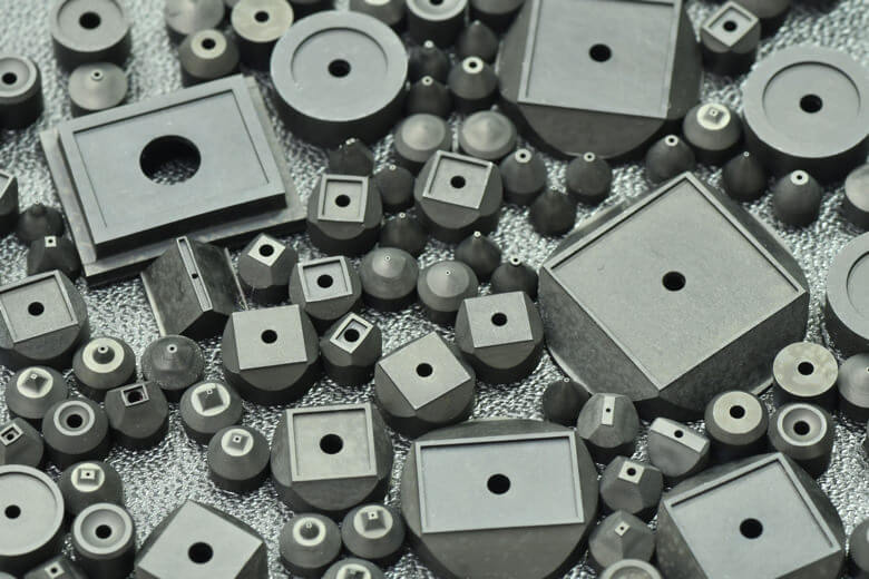 半導体製造で使用する、交換式ゴムコレット（交換式ラバーチップ）