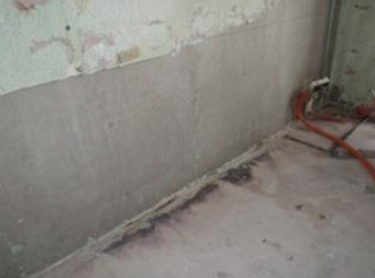 漏水調査事例　外壁