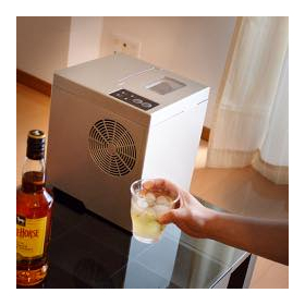 卓上小型製氷機「IceGolon」