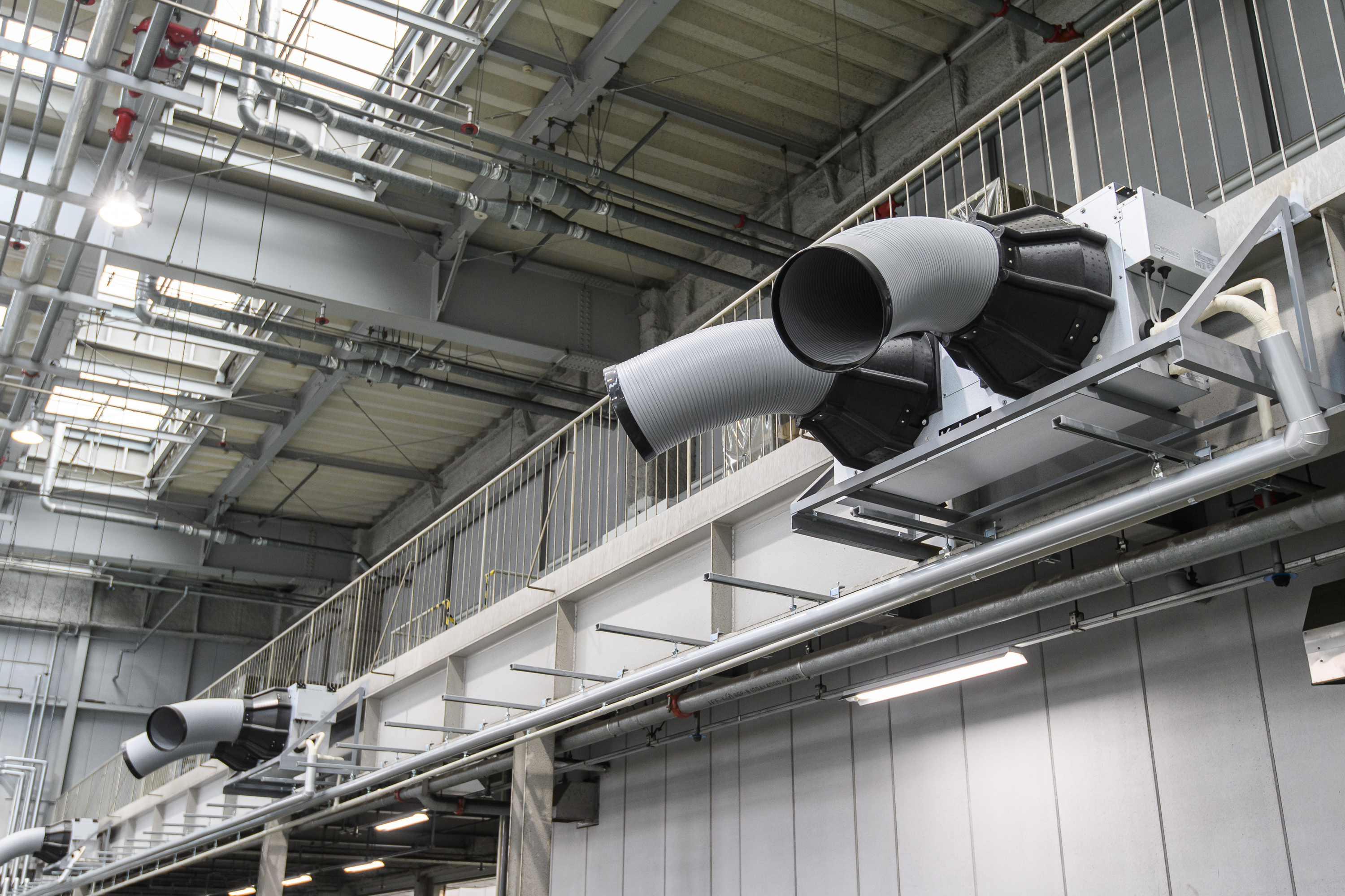 【空調工事事例】関東いすゞ自動車様