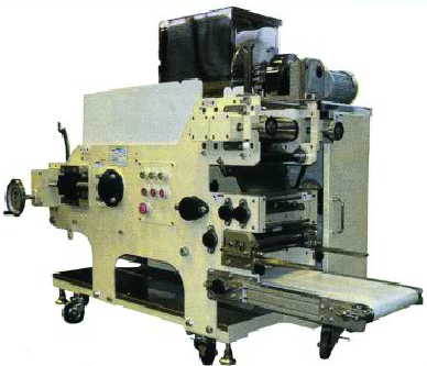 小型製麺機『めん屋の楽麺くんジュニア』