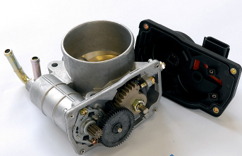 自動車部品　アルミダイカスト鋳造サービス