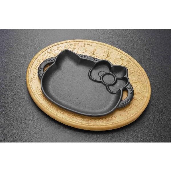 サンリオ　北海道　ハローキティステーキ皿 サンリオ 北海道 ハローキティステーキ皿 61naBcKAbIL._UF350