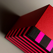 人の心を動かすパッケージ。コンセプトを表す高級化粧箱