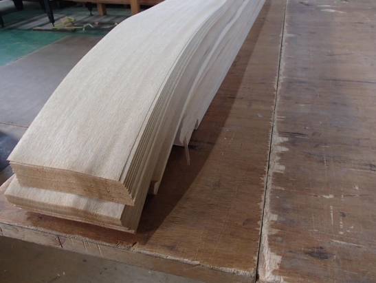ツキ板　木材加工サービス