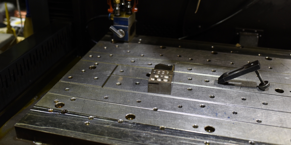 工業用プラスチック製品金型　製造サービス