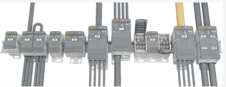 滿200出貨]配電箱UKK80分線端子250接線盒125A排1進6出多路160A卡導軌式400A~浪漫小屋| Yahoo拍賣 3 個 80A 125A 160A 250A 端子台 1 多出力 Din レール配電ボックス、ユニバーサル電線コネクタ電源ジャンクシ