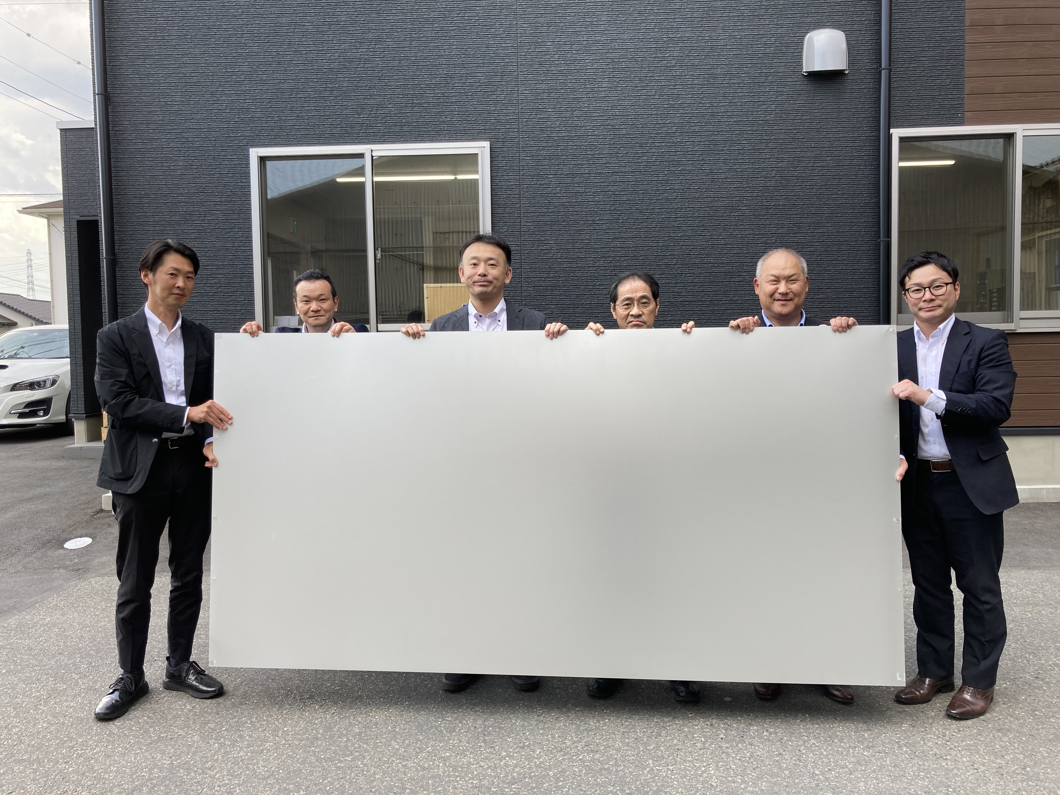 【半導体製造向け】大型板材アルマイト処理