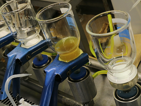 【試験】微粒きょう雑物(JIS K2276)