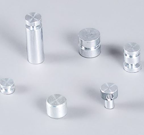 ATFの油圧を制御する部位に使用『アルミプラグ』