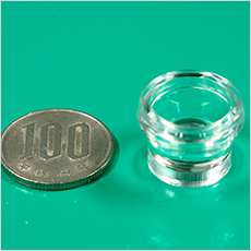 プラスチック部品