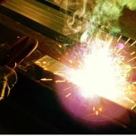 金属加工サービス