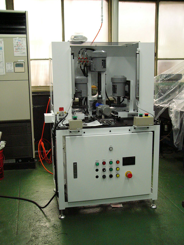 二枚歯バリ取り機