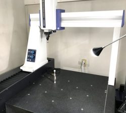 『設備紹介』ミツトヨ　3次元測定器