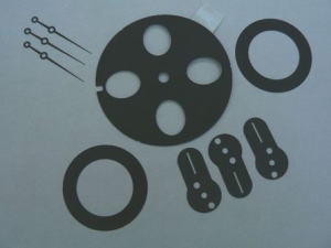 フォトエッチング＋ 黒処理・・光学部品の反射防止や車載カメラに