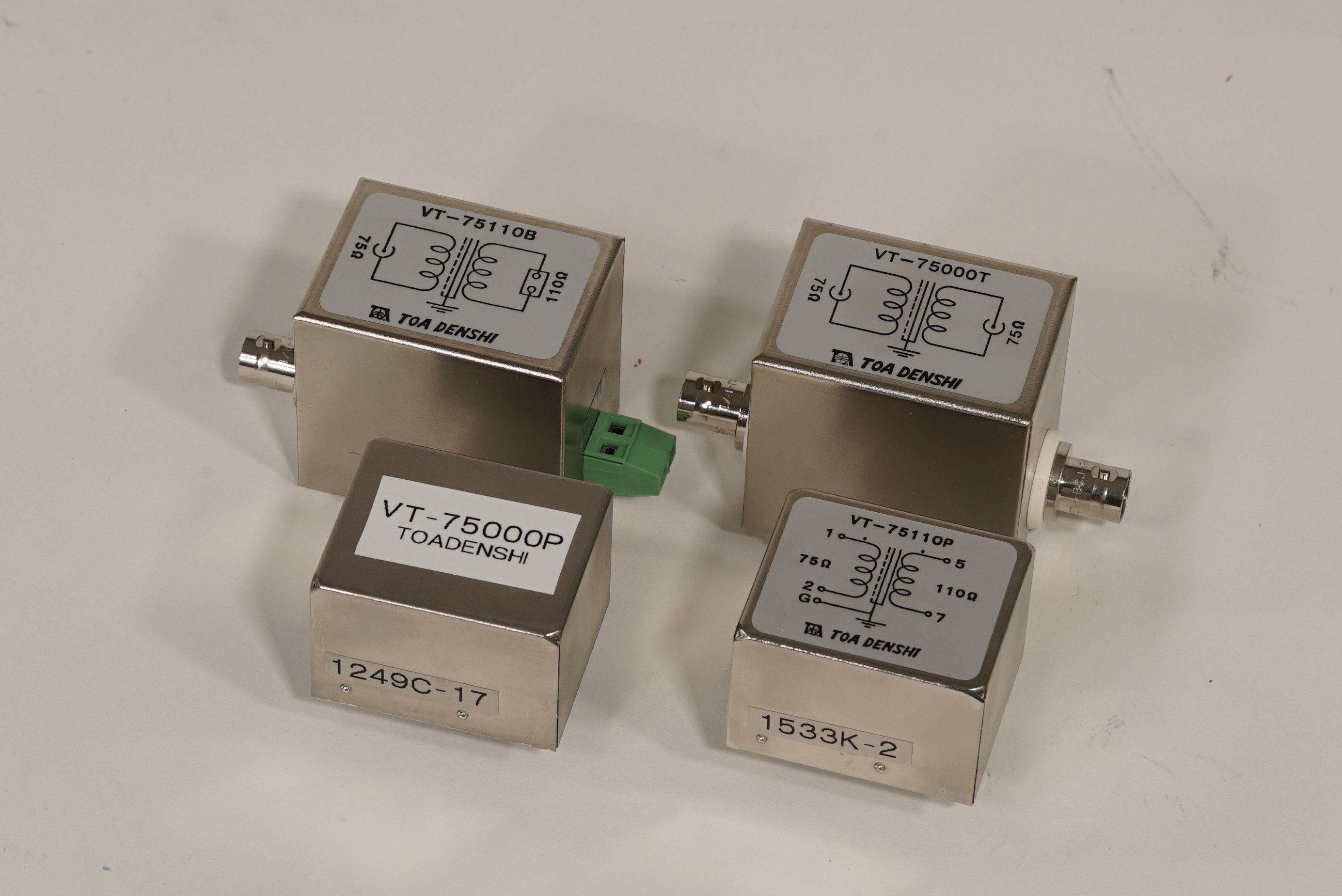 医療機器用アイソレーショントランスボックスシリーズCDF・CFW 東亜