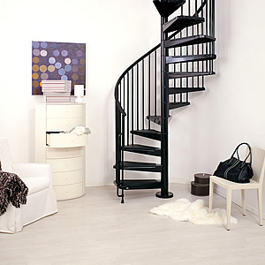 らせん階段『CIVIK』（シビック）スチール製・屋内用