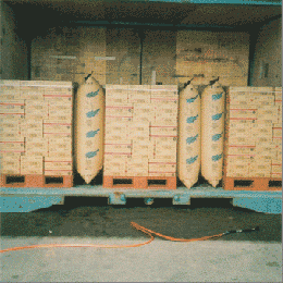 荷崩れ防止材『カーゴパック』反復タイプ