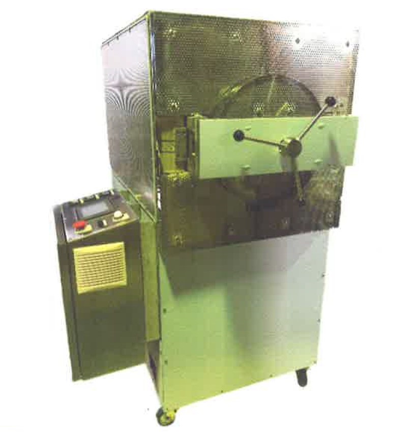 『過熱熱分解装置』