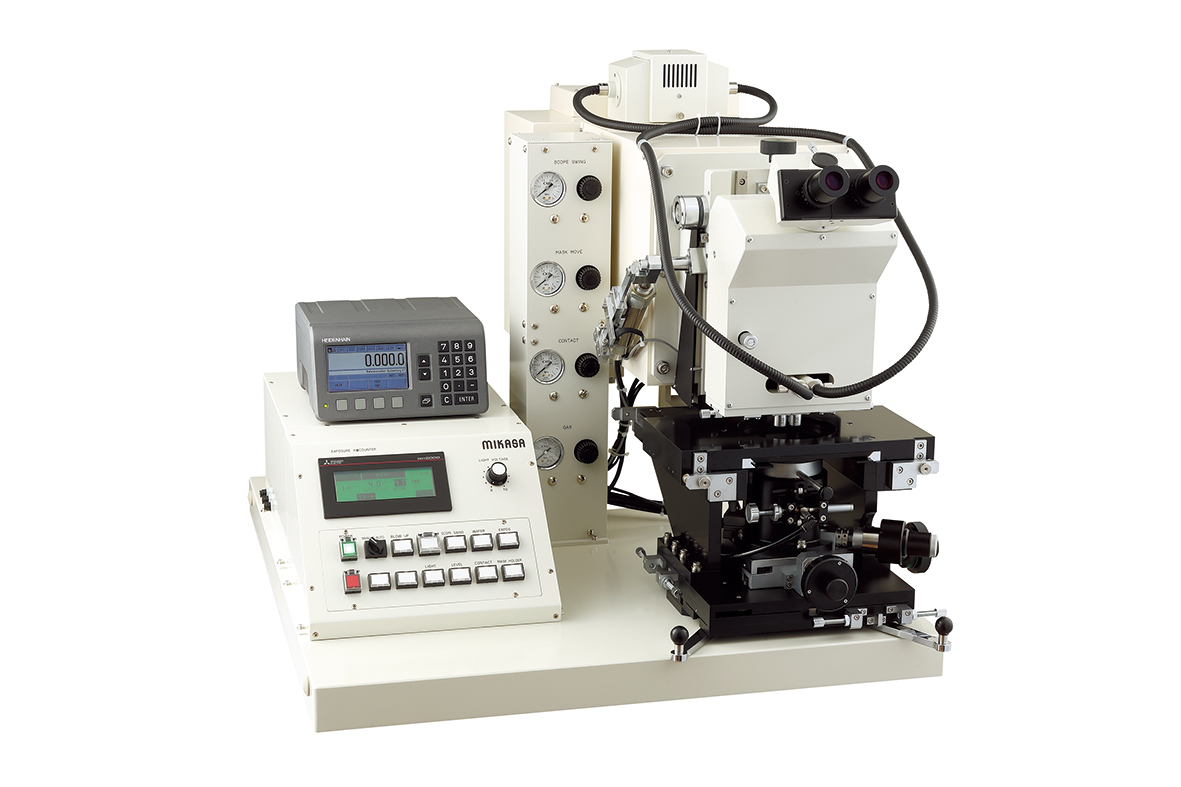 マスクアライナー